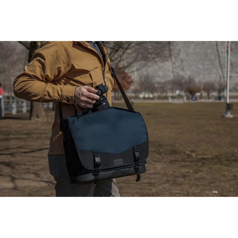 Ex-Display Tenba DNA 16 Slim Messenger Bag in Blue-4